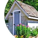 Gartenhausabriss - Grauer Gartenhaus